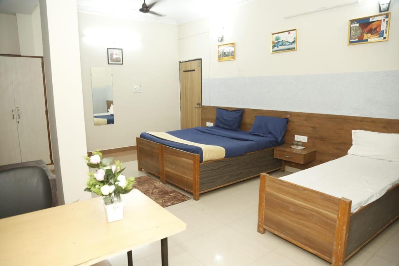 Sandalwood Vibes Bhopal Extérieur photo